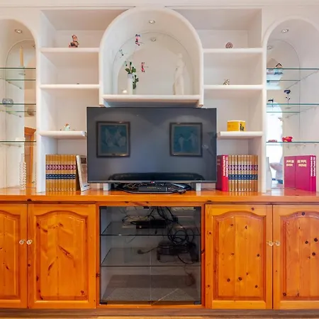 Flatguest Carvajal Apartment *